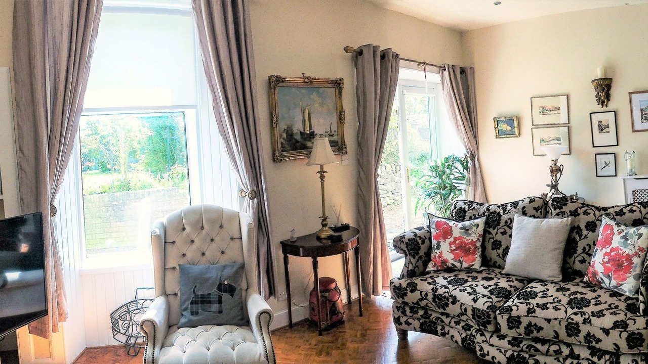 Photo of Livingroom in Crieff