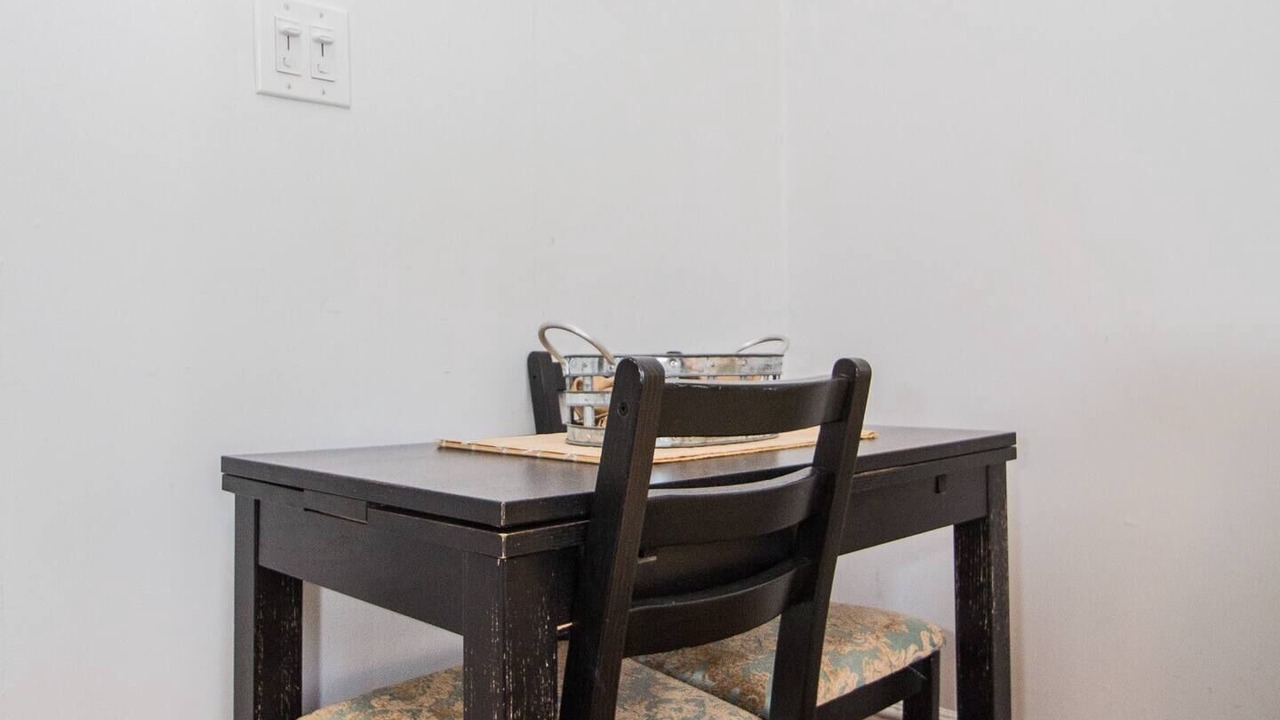 Photo of Others in Cleveland Circle