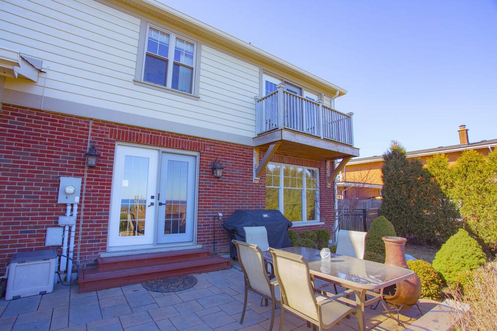 Photo of Patio Balcony in Stoney Creek