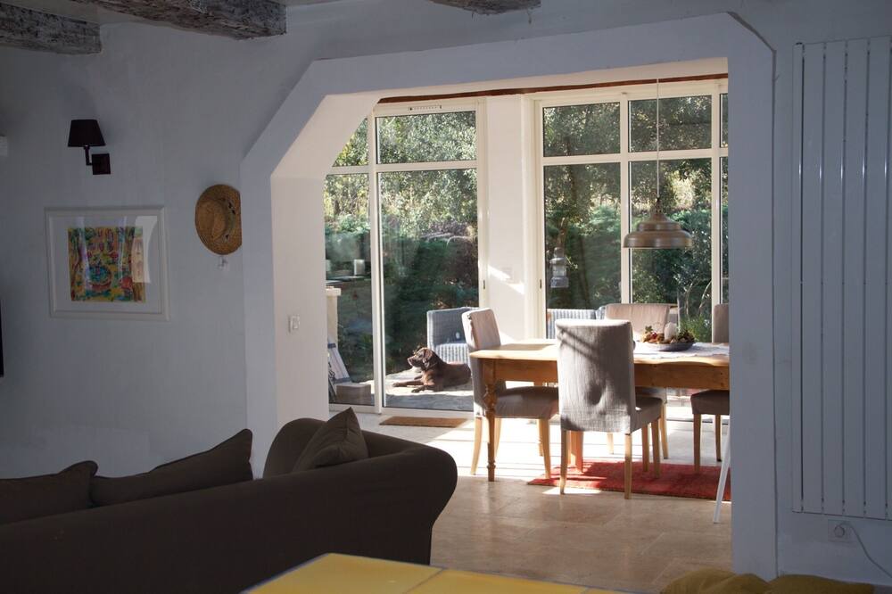 Photo of Livingroom in Collobrieres