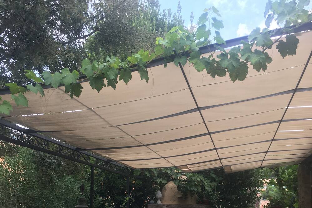 Photo of Patio Balcony in Collobrieres