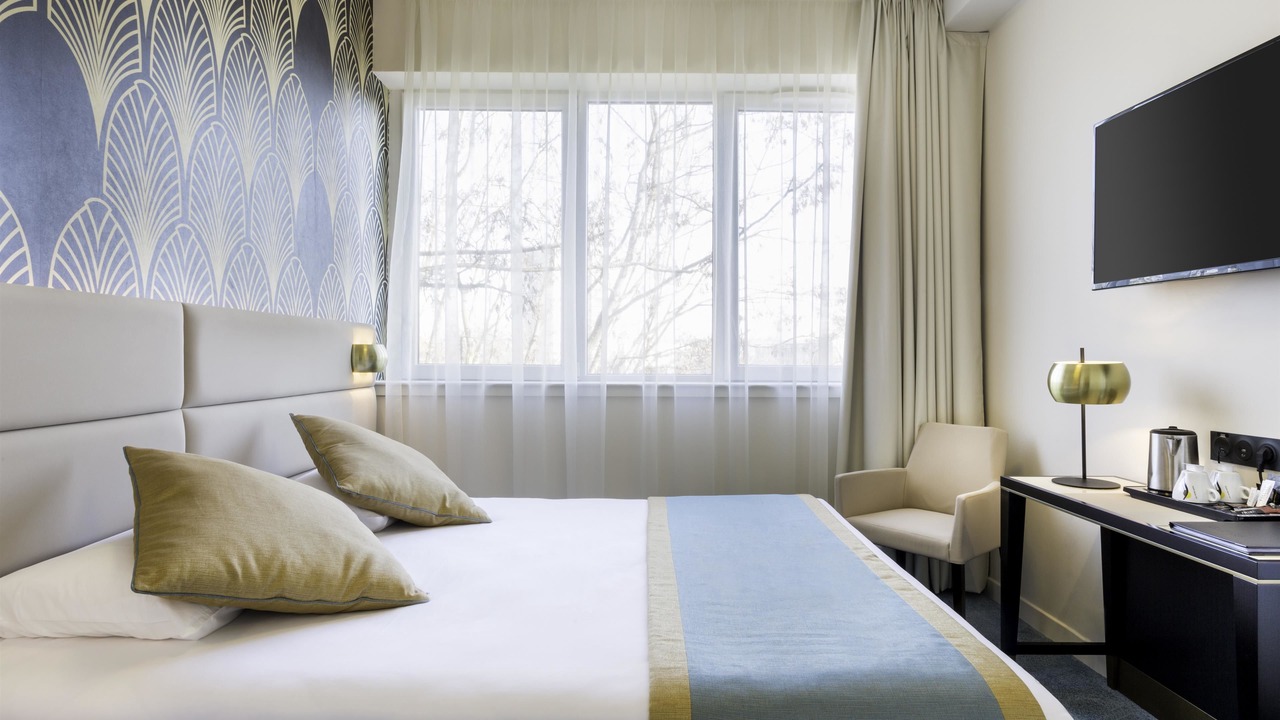 Photo of Bedroom in Ris Orangis