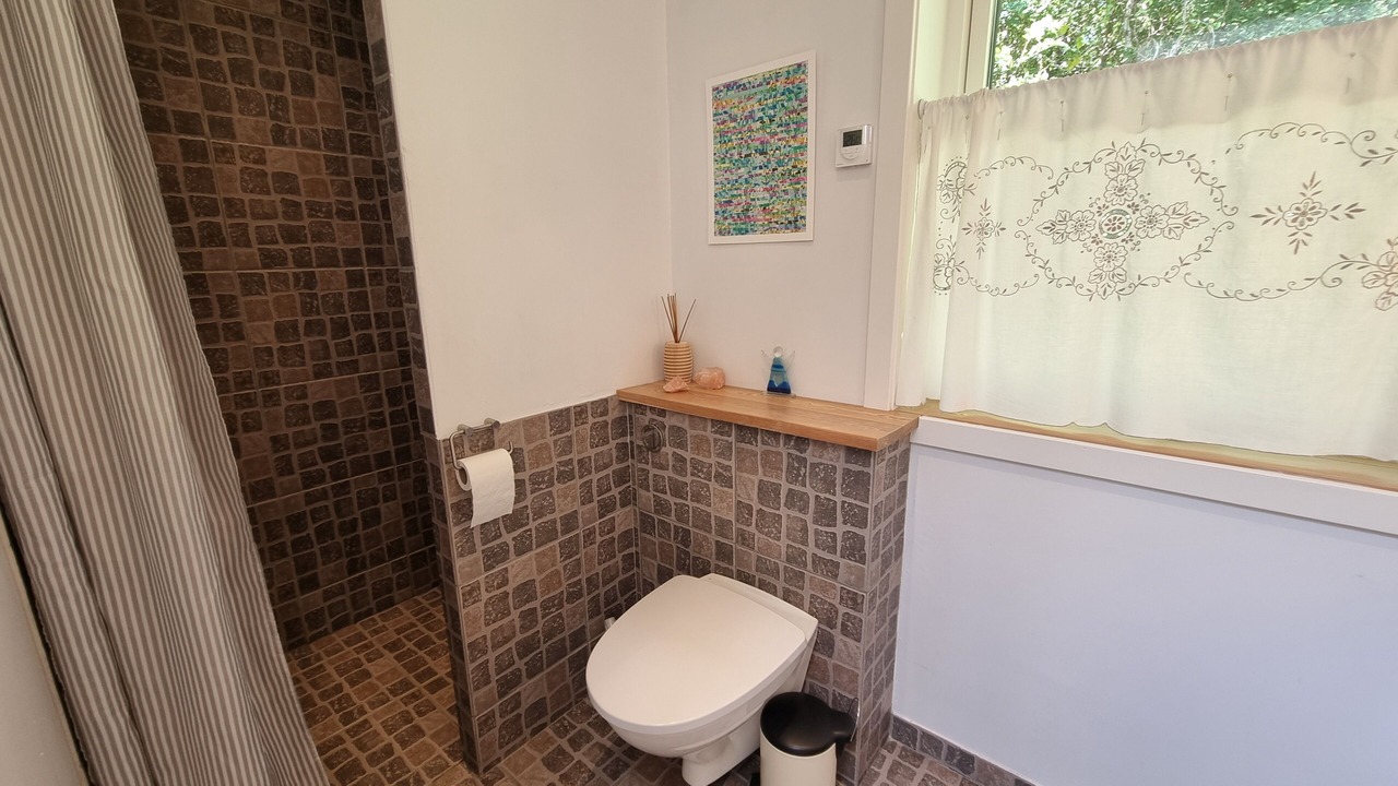 Photo of Bathroom in Ronne