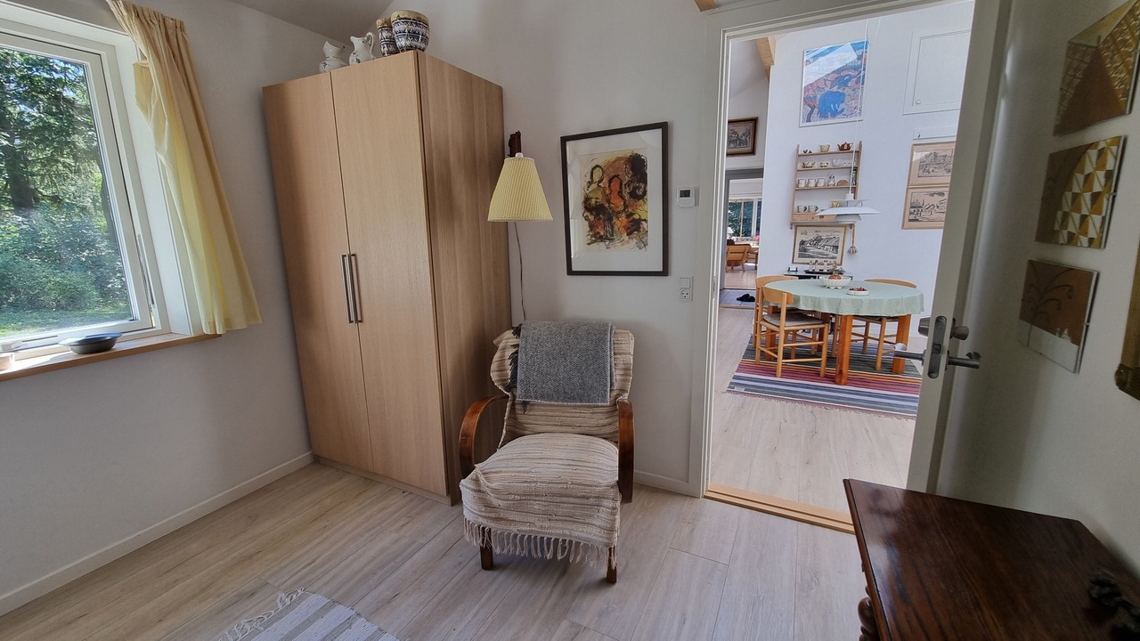 Photo of Others in Ronne