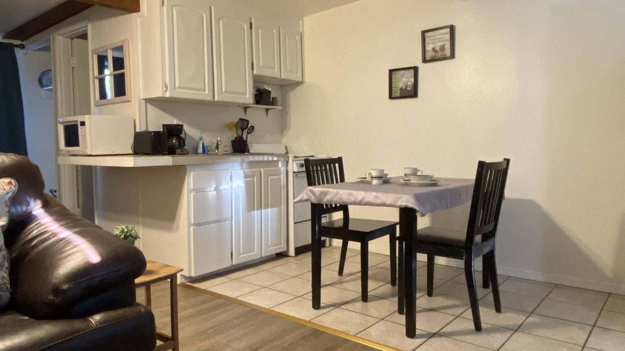 Photo of Bedroom in Oakridge