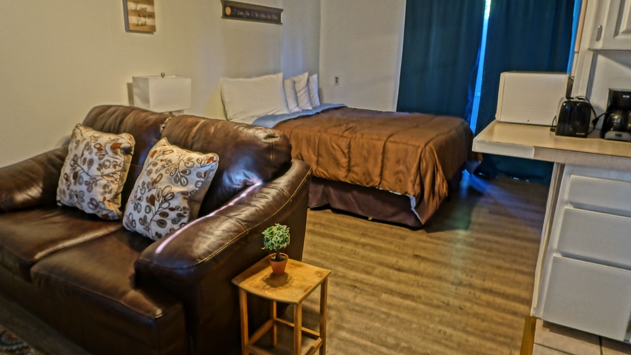 Photo of Bedroom in Oakridge