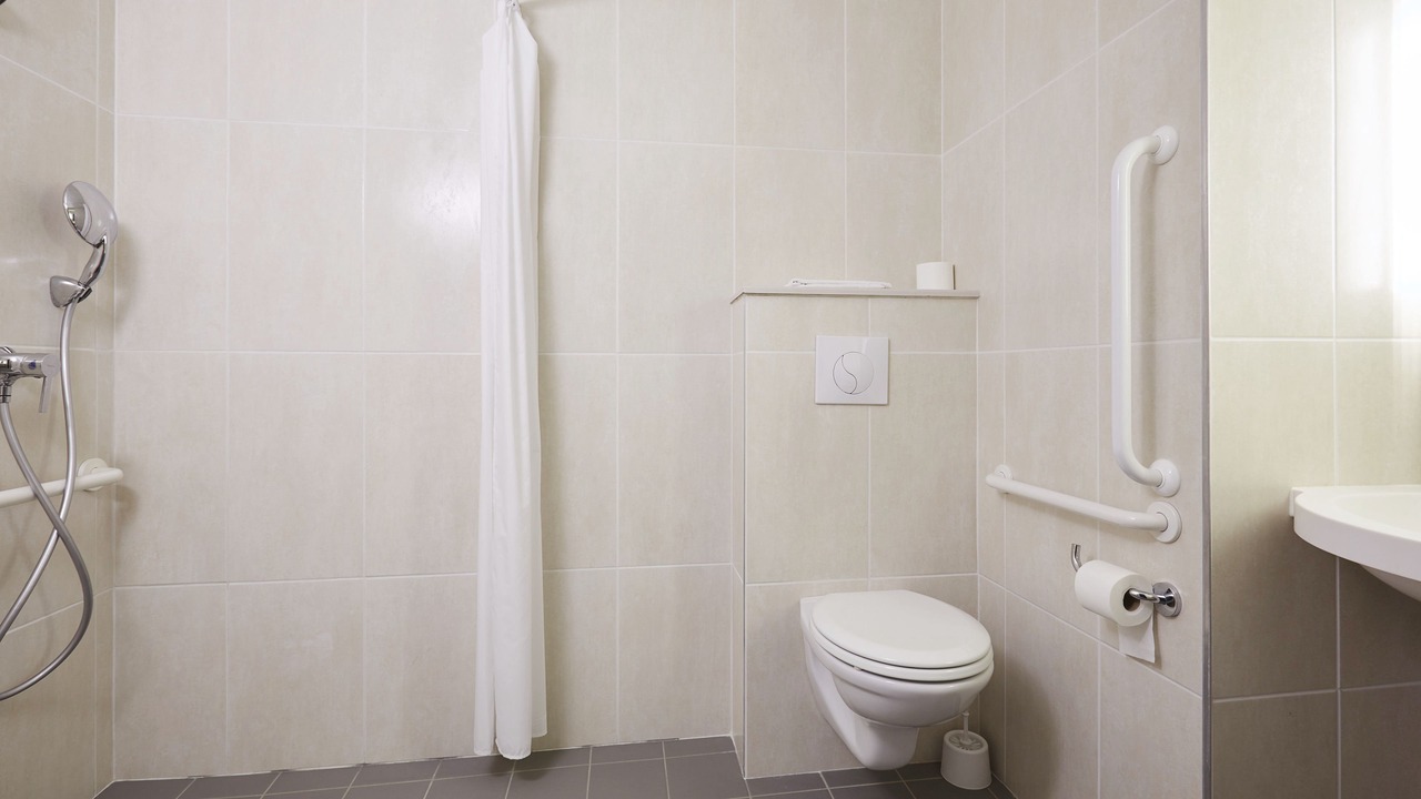 Photo of Bathroom in Yvetot
