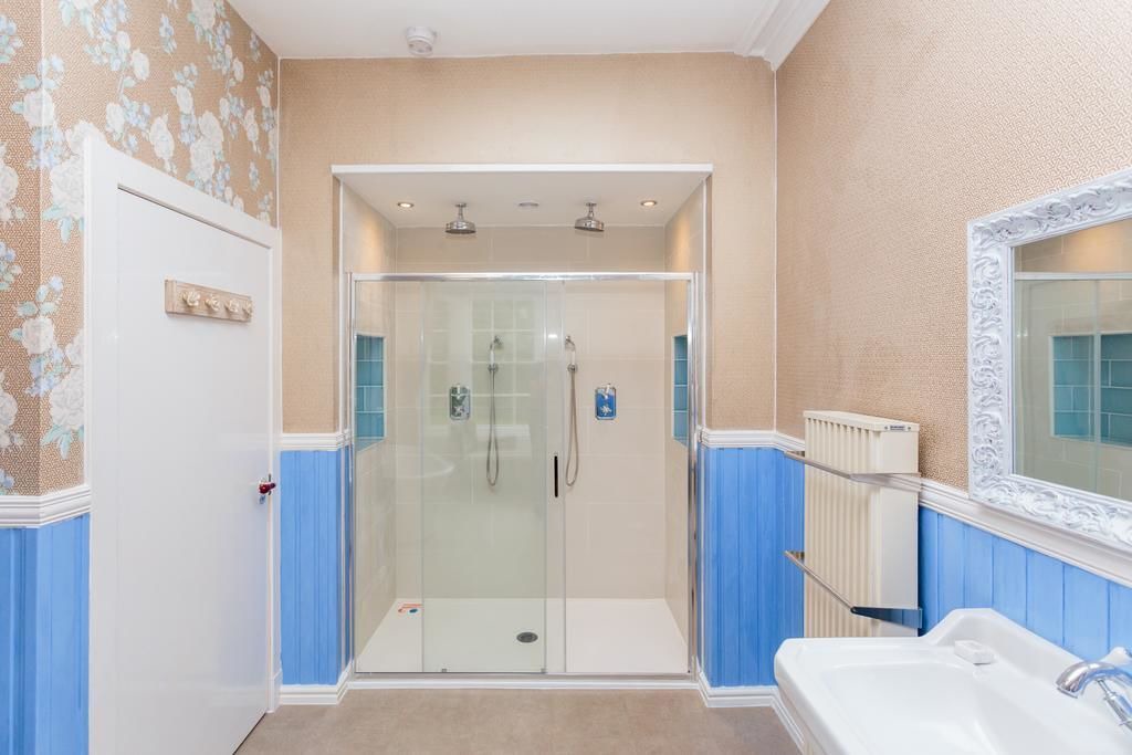 Photo of Others in Lunan