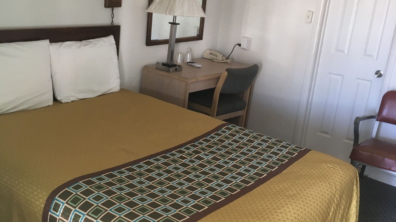 Photo of Bedroom in Liberal