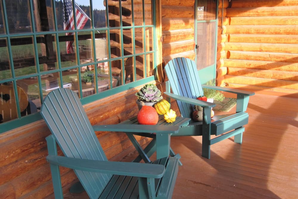 Photo of Outdoor in Parkdale