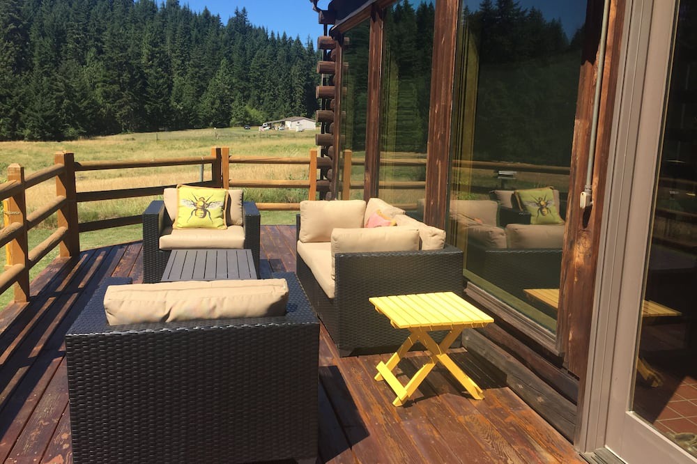 Photo of Outdoor in Parkdale