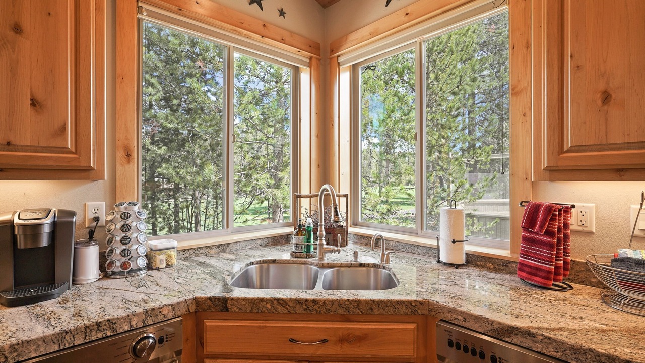 Photo of Kitchen in Sunriver