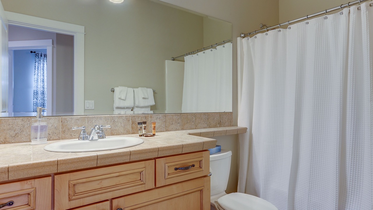 Photo of Bathroom in Southern Crossing