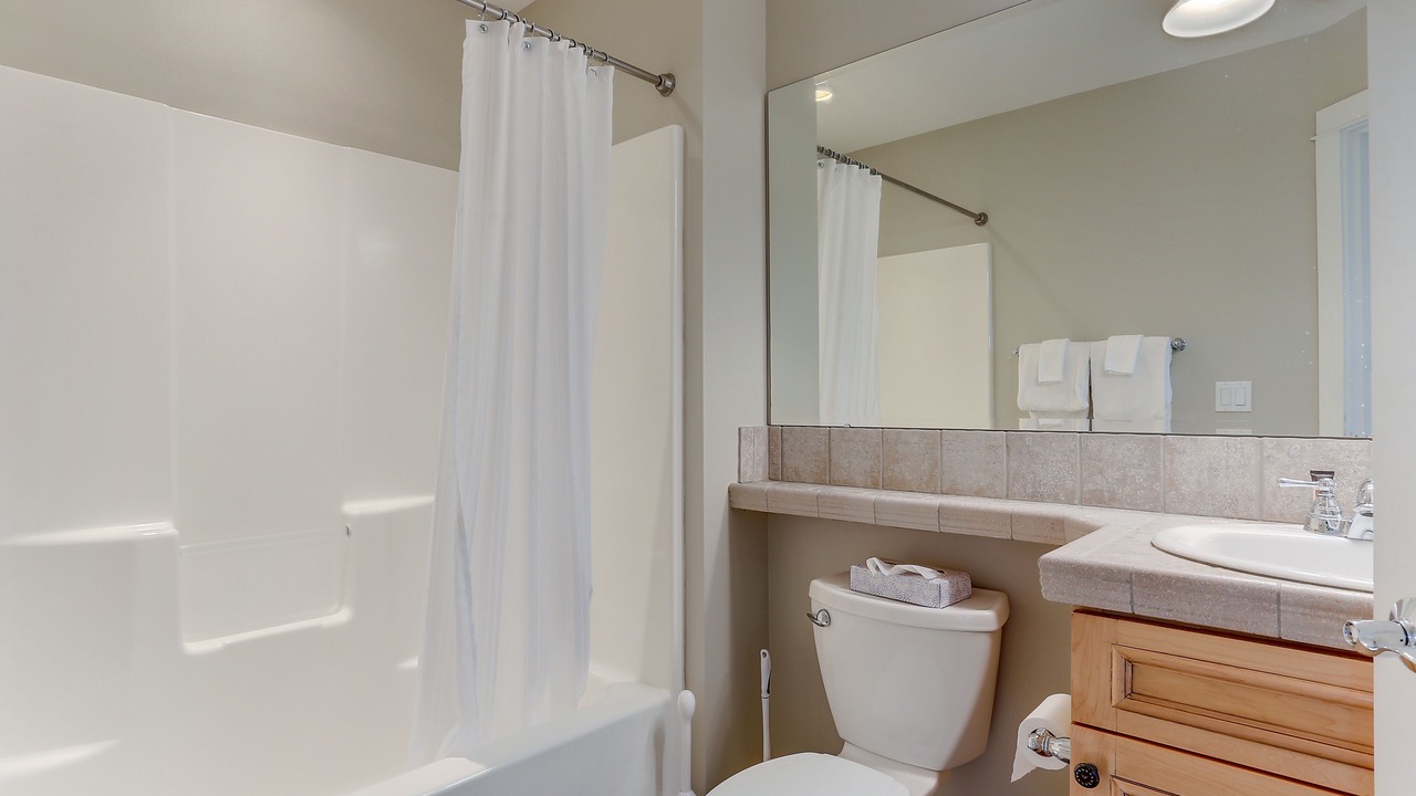 Photo of Bathroom in Southern Crossing