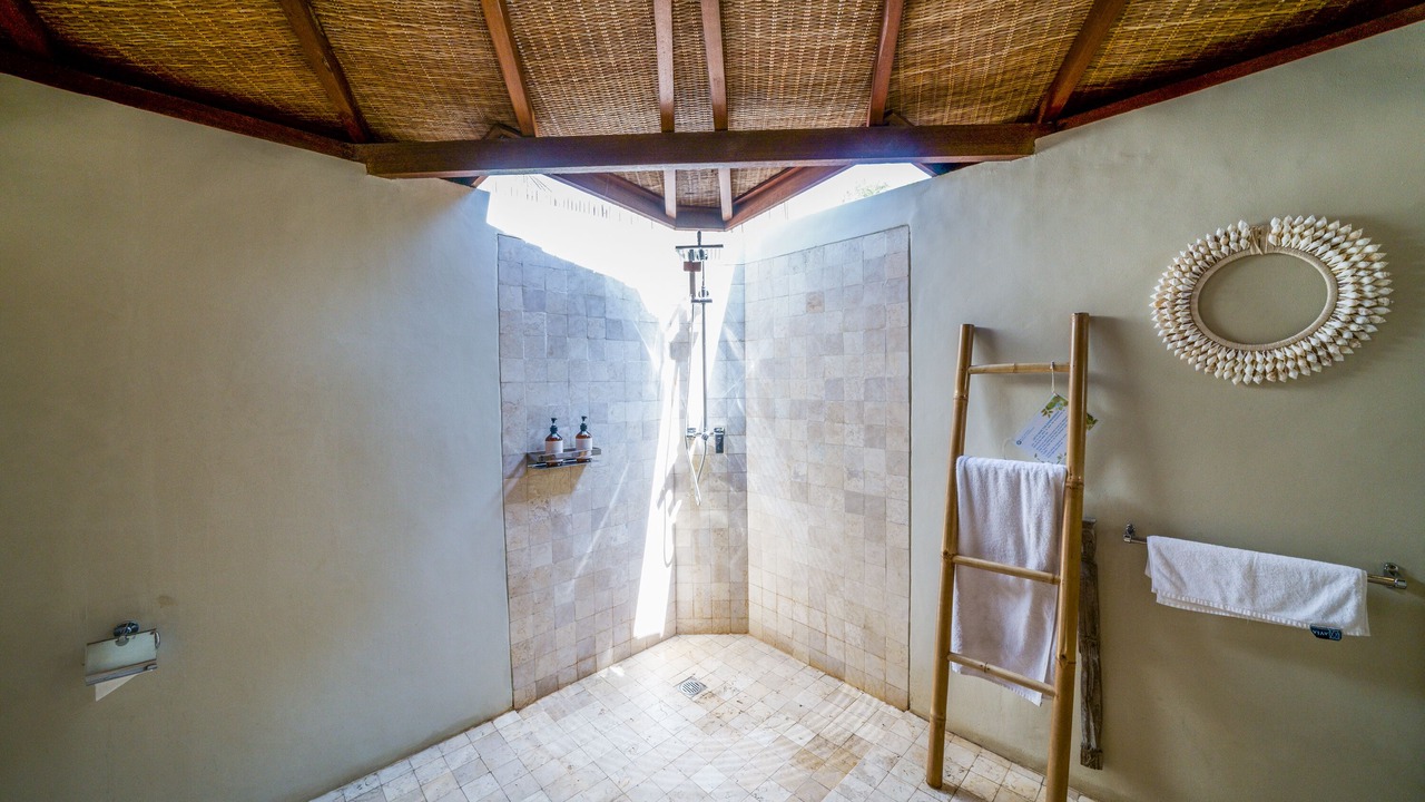 Photo of Bathroom in Ceningan Island
