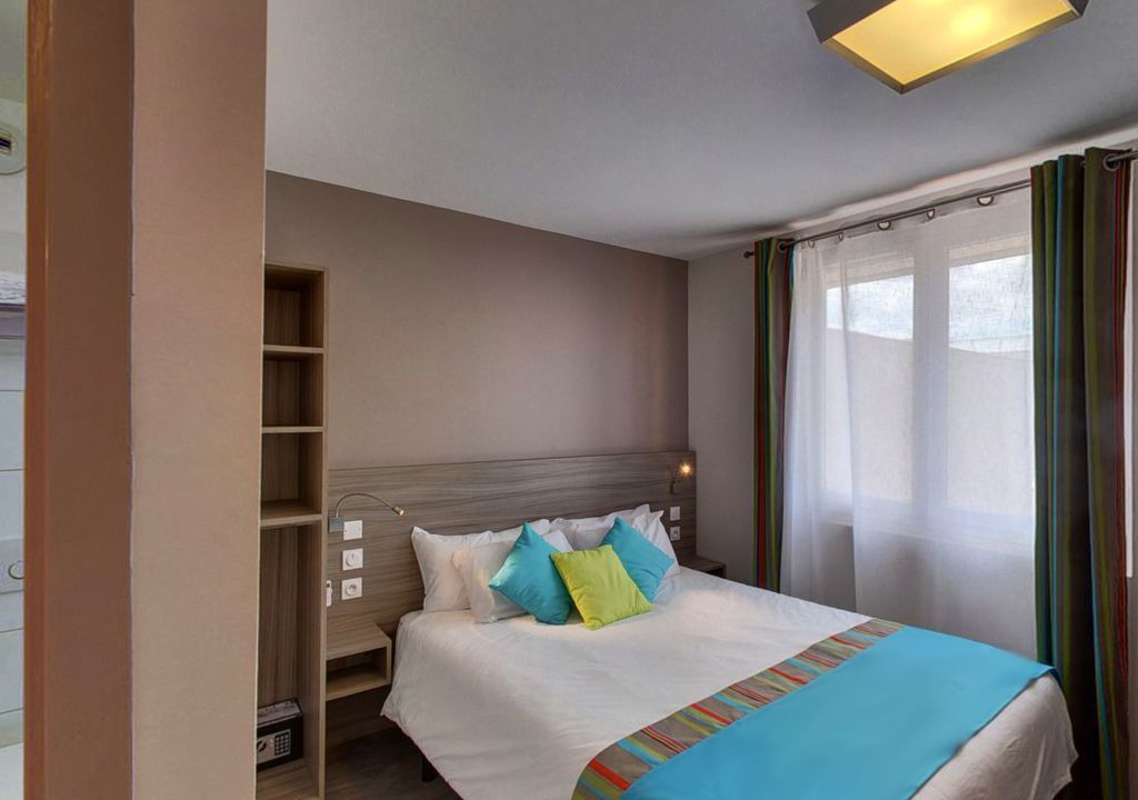 Photo of Bedroom in Mediterranee