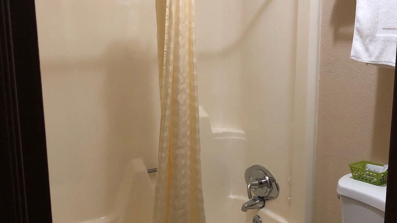Photo of Bathroom in Ste Genevieve