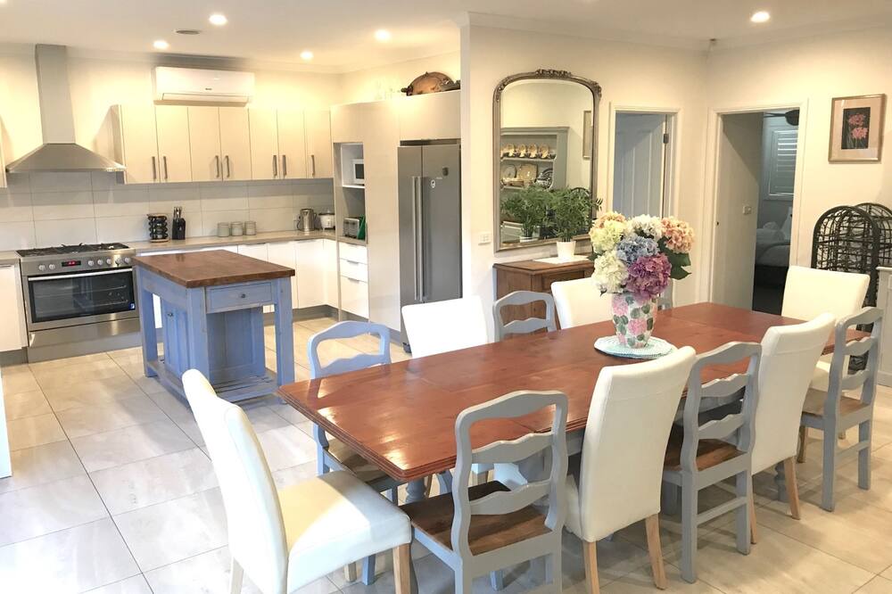 Photo of Livingroom in Rosanna