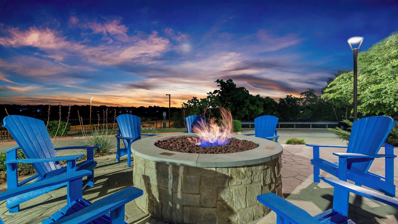 Photo of Livingroom in Las Colinas