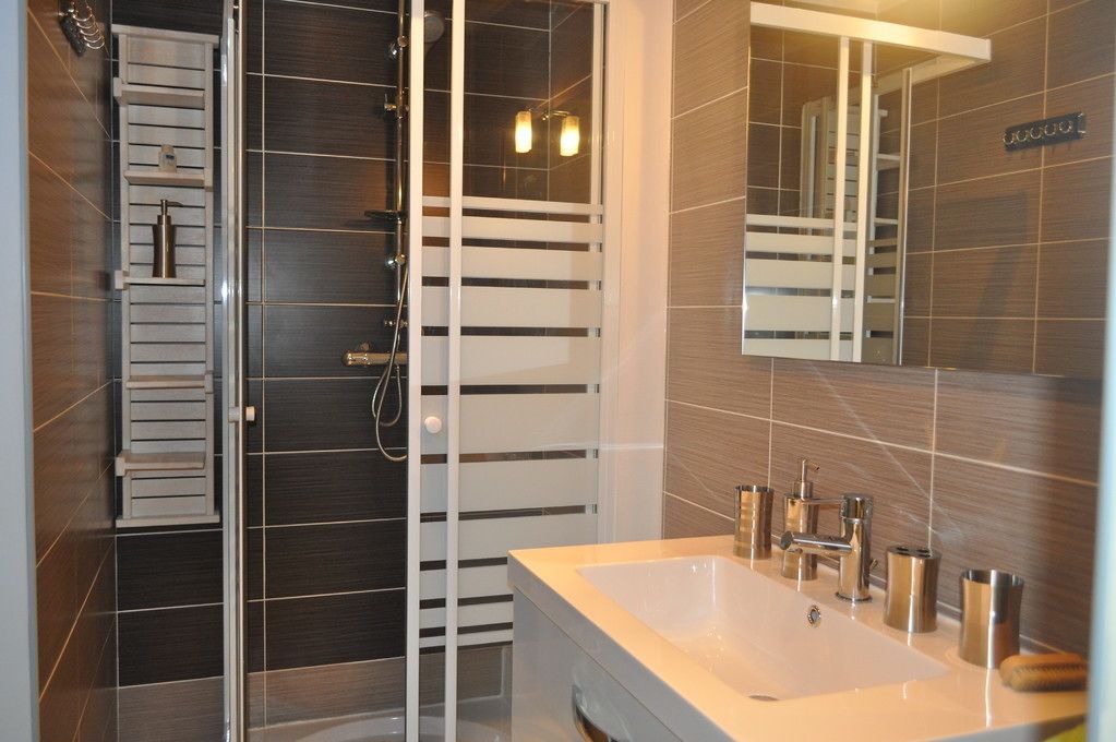 Photo of Bathroom in Levelay