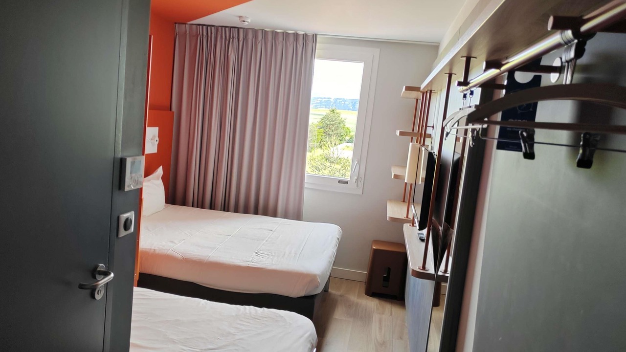 Photo of Bedroom in Saint-Genis-Pouilly