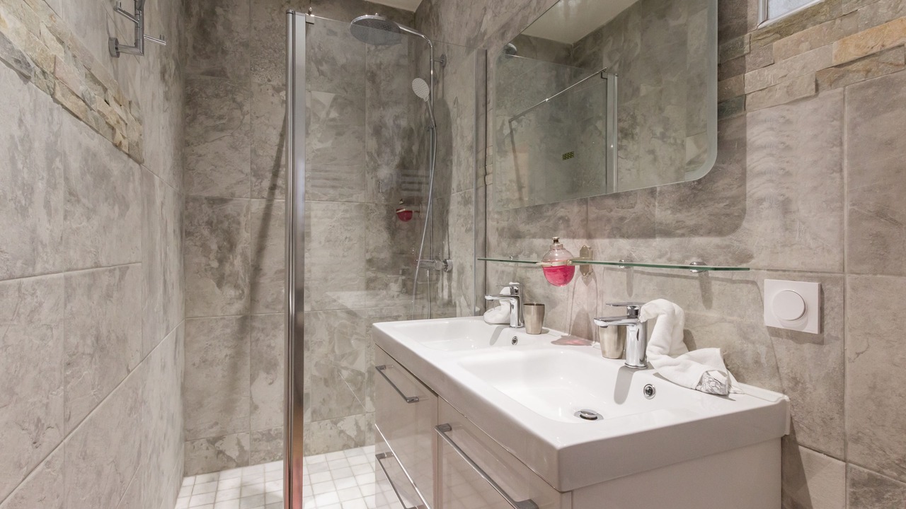 Photo of Bathroom in Arromanches-les-Bains