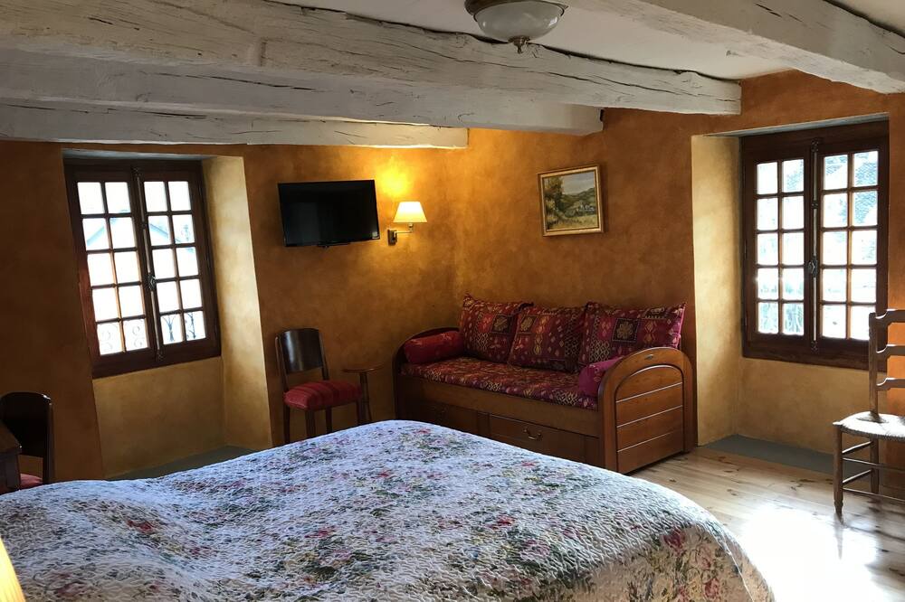 Photo of Bedroom in Previnquieres