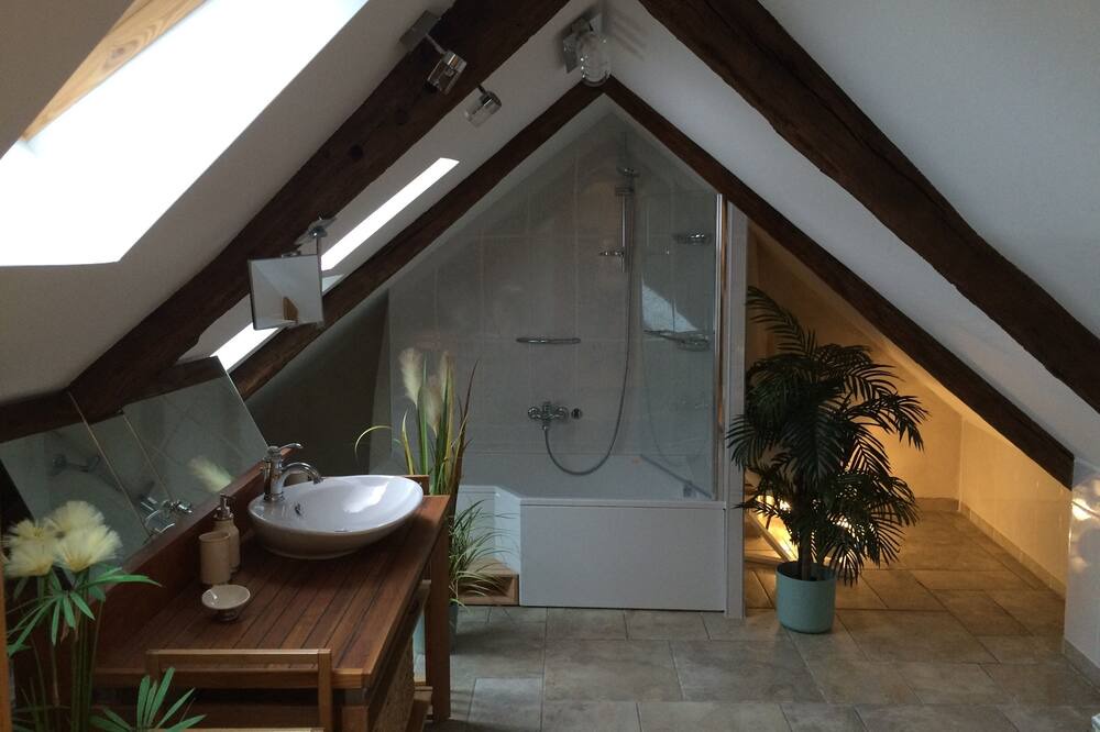 Photo of Bathroom in Previnquieres