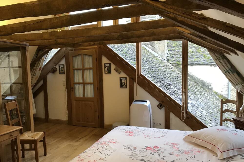 Photo of Bedroom in Previnquieres