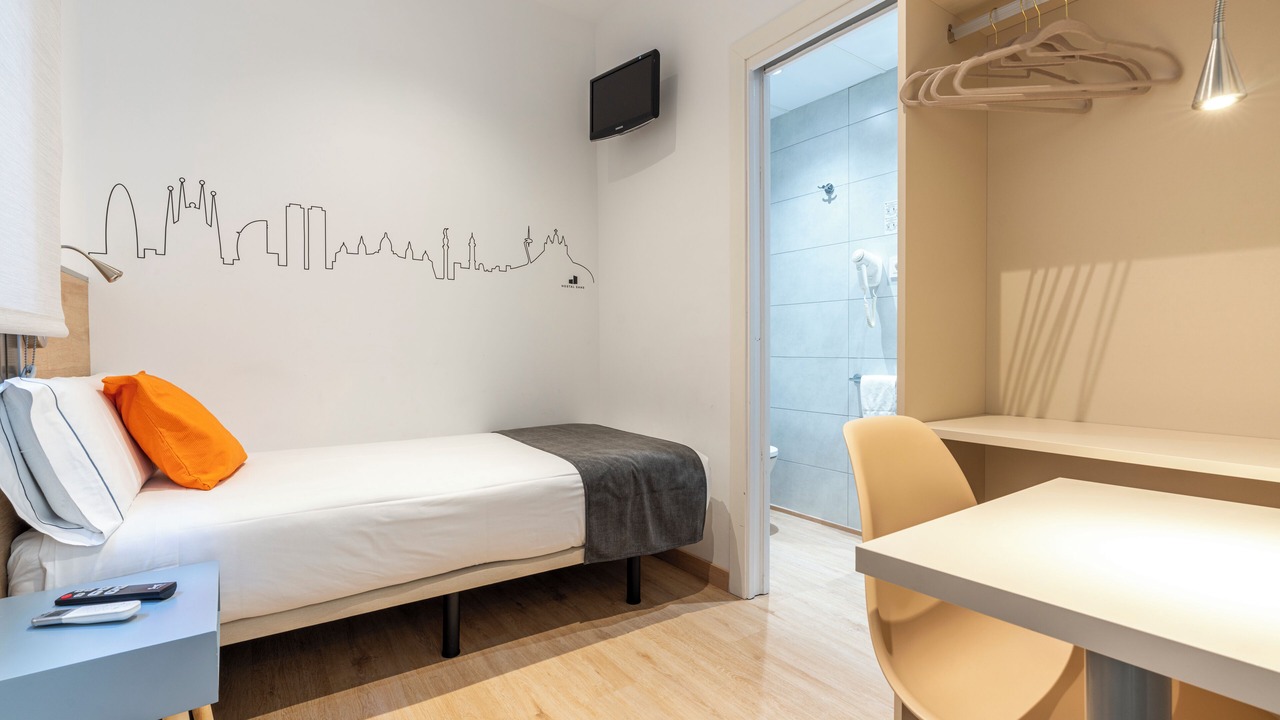 Photo of Bedroom in Sants