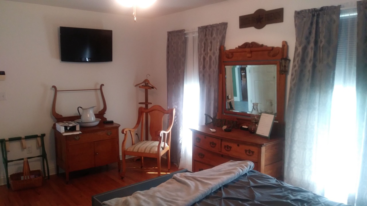 Photo of Bedroom in Secretary