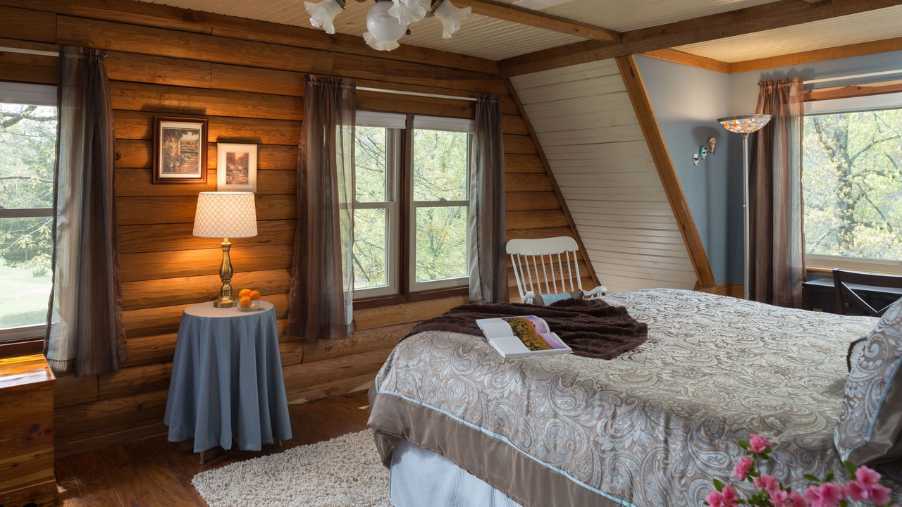 Photo of Bedroom in Bonnerdale