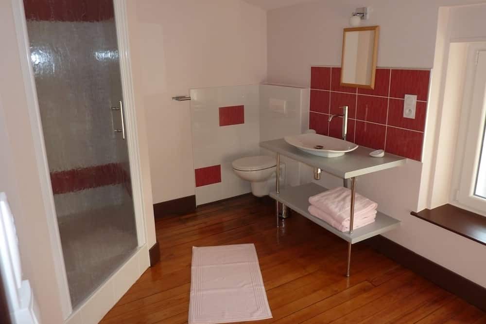 Photo of Bathroom in Fretigney-et-Velloreille