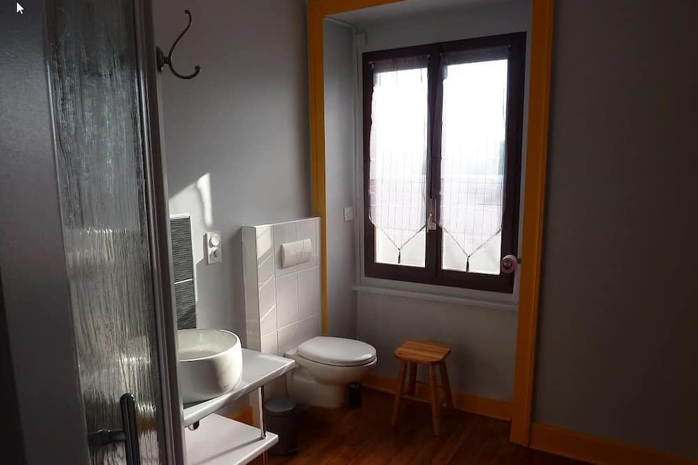 Photo of Bathroom in Fretigney-et-Velloreille