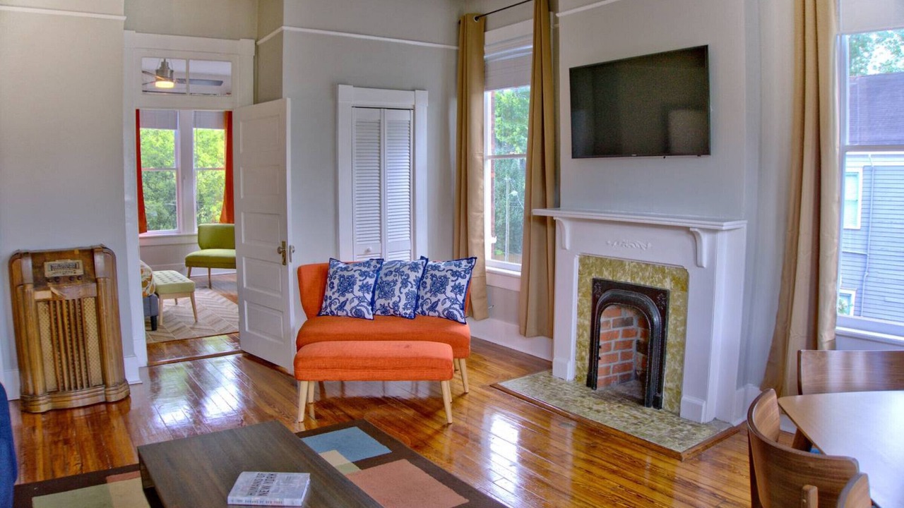Photo of Livingroom in Dixon Park