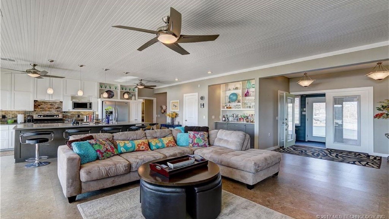 Photo of Livingroom in Texanna