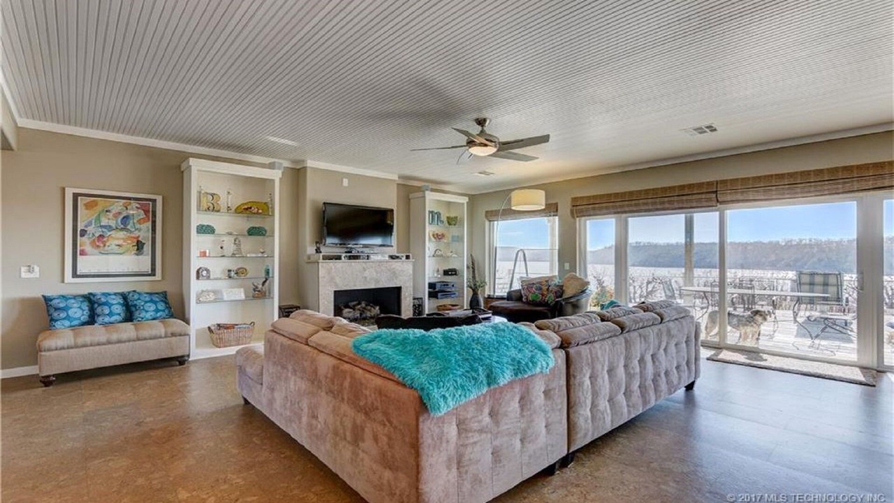Photo of Livingroom in Texanna