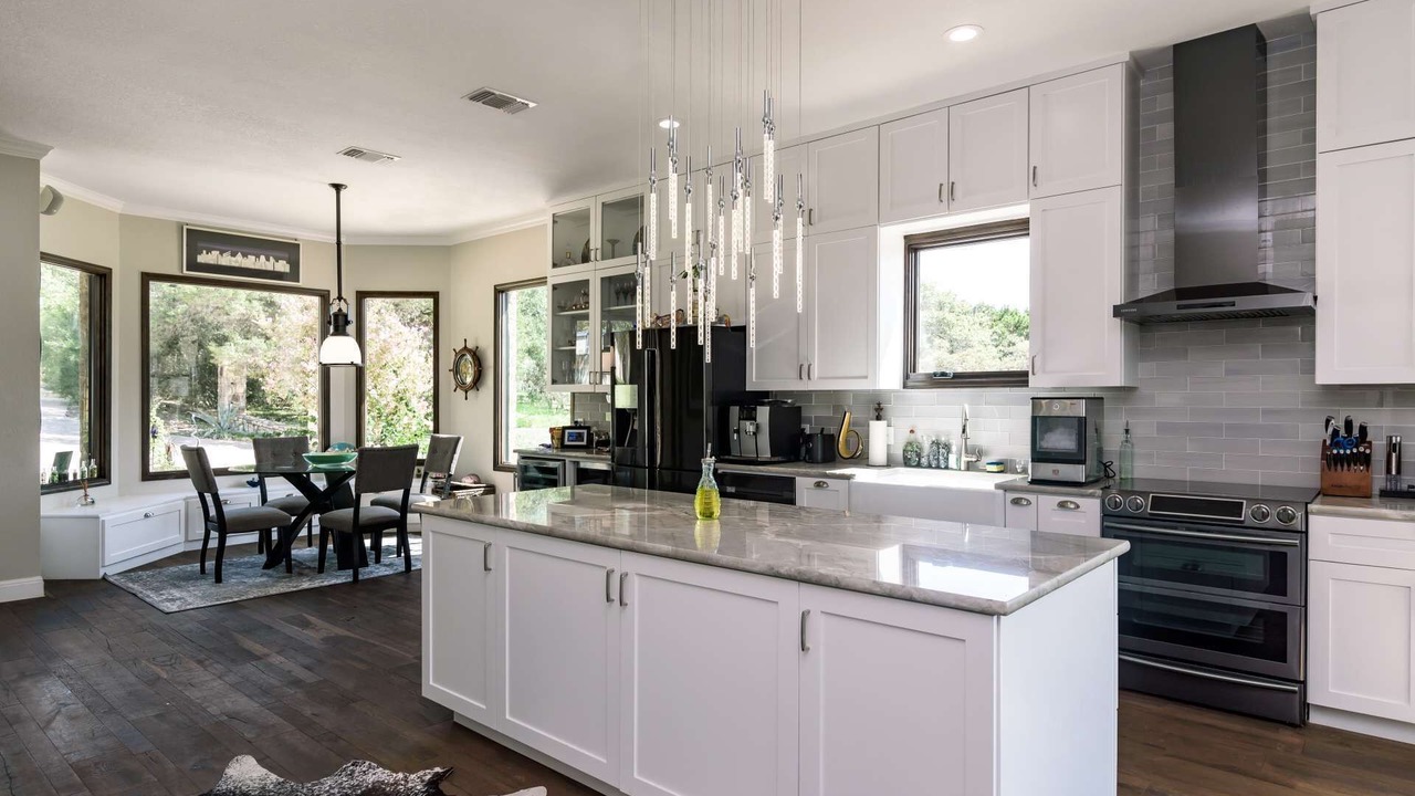 Photo of Kitchen in Comanche Trail
