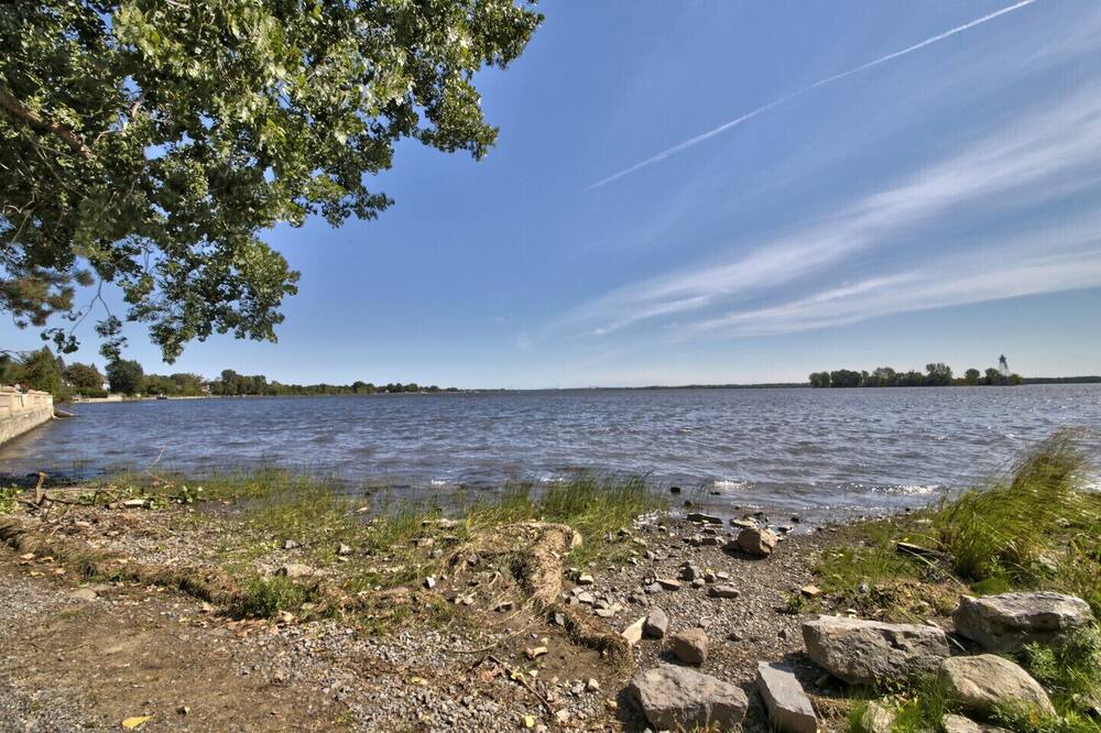Photo of Outdoor in Dorval