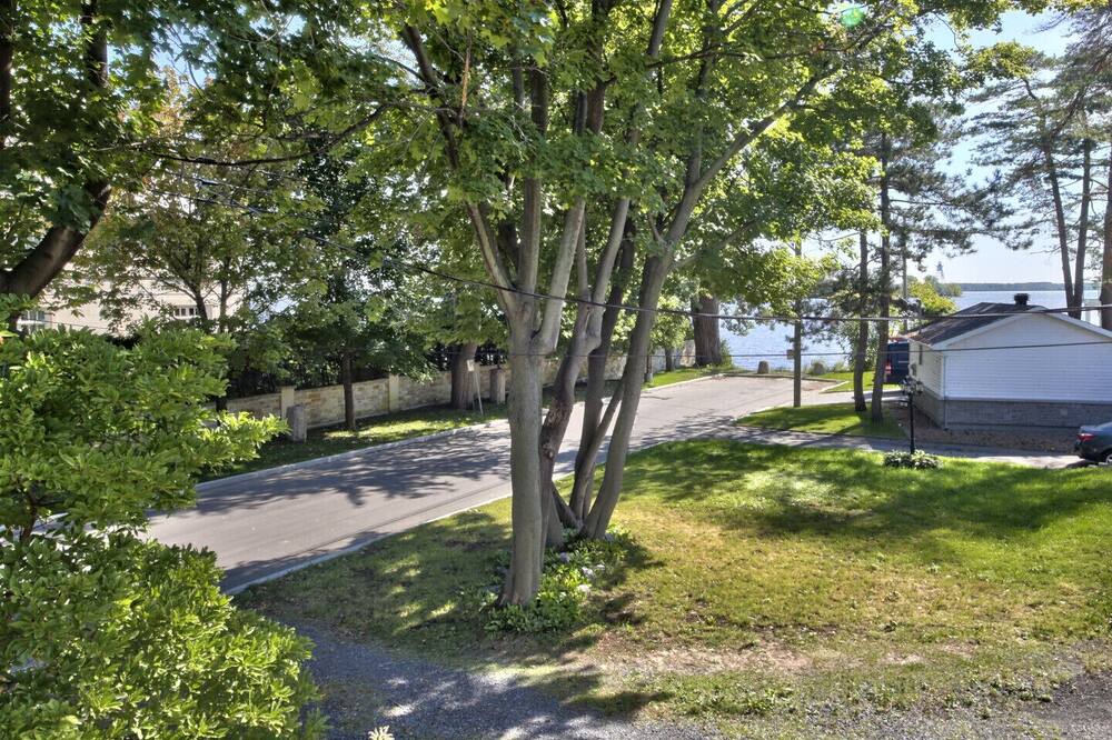 Photo of Outdoor in Dorval