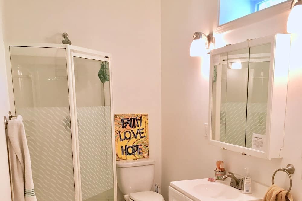 Photo of Bathroom in Hattiesburg