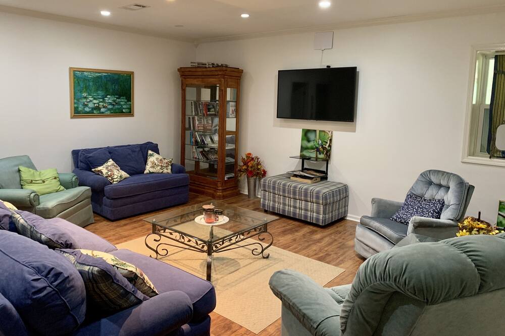Photo of Bedroom in Hattiesburg