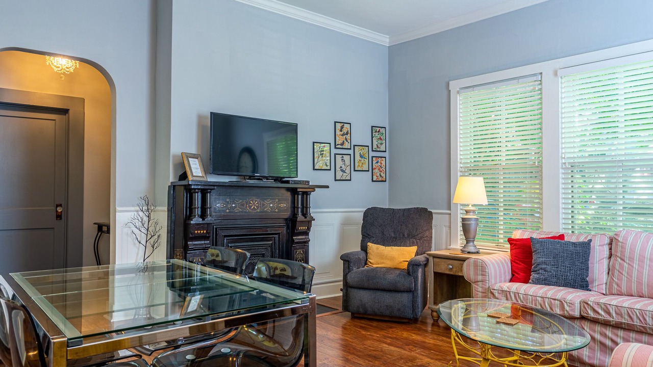 Photo of Livingroom in Madison