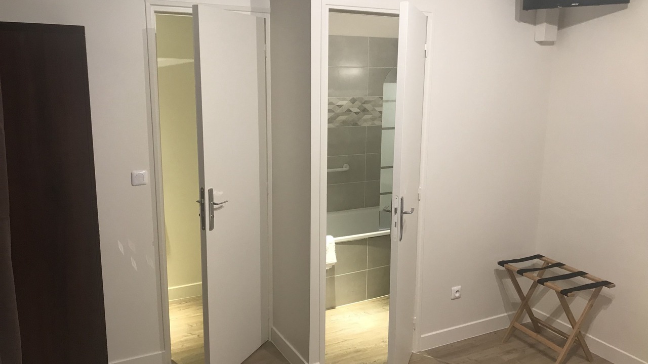 Photo of Bathroom in Les Andelys