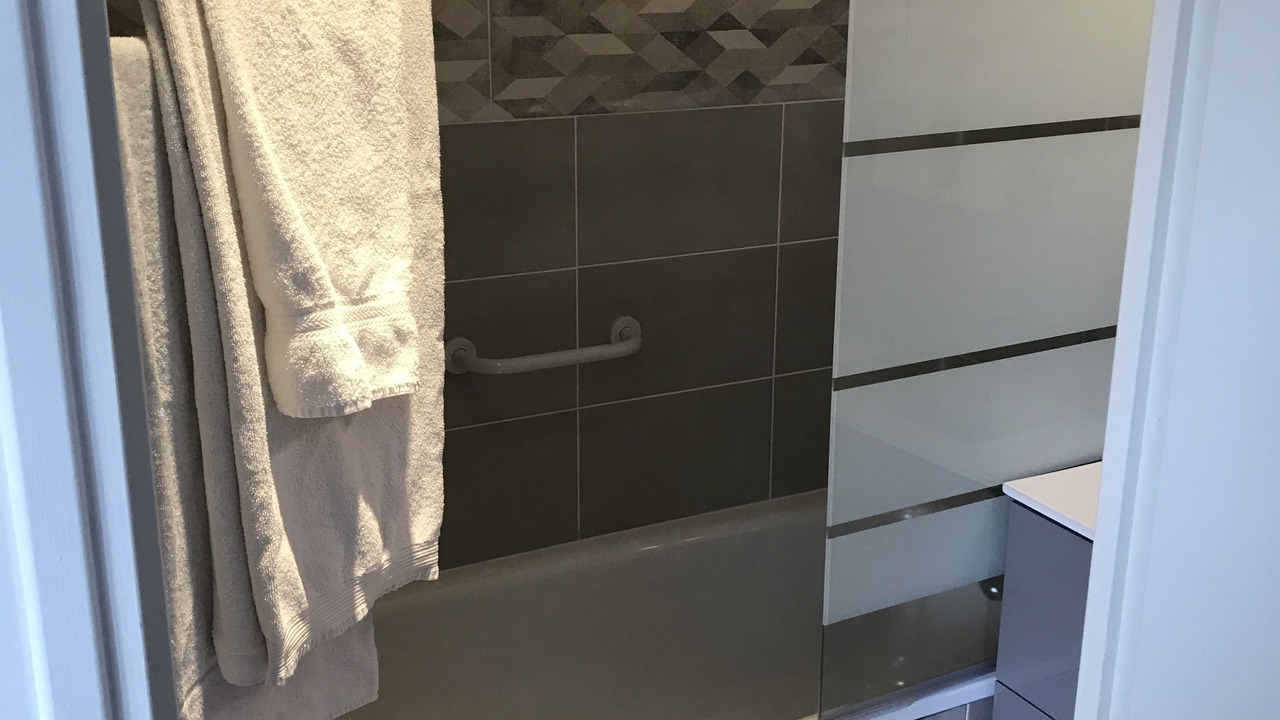 Photo of Bathroom in Les Andelys