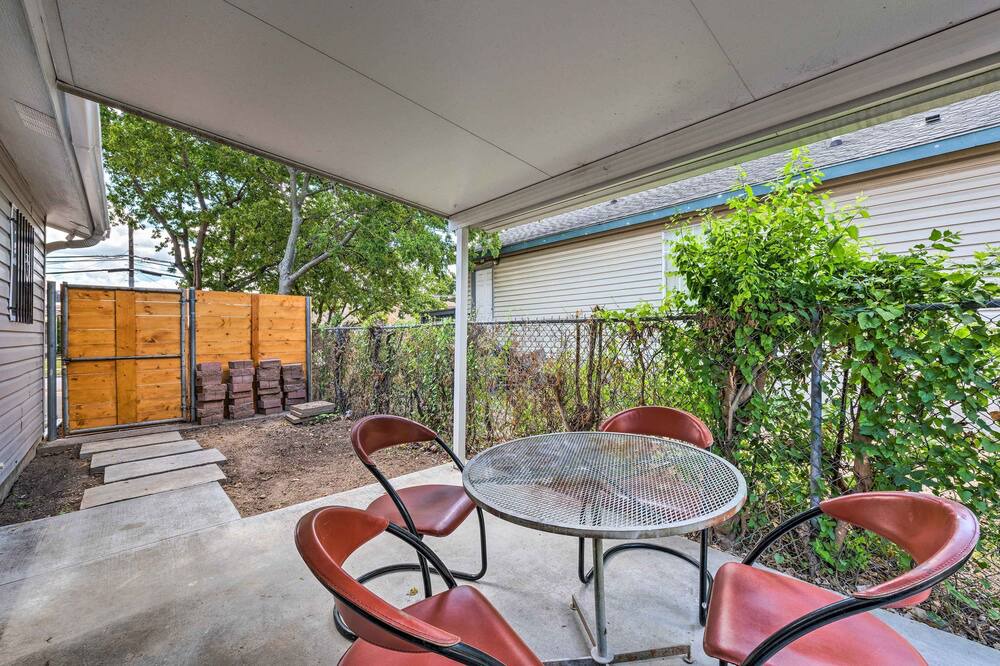 Photo of Outdoor in Old East Dallas
