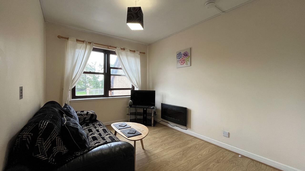 Photo of Livingroom in Elgin