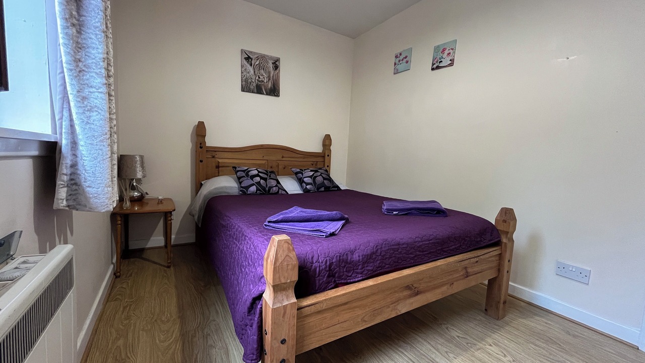 Photo of Bedroom in Elgin