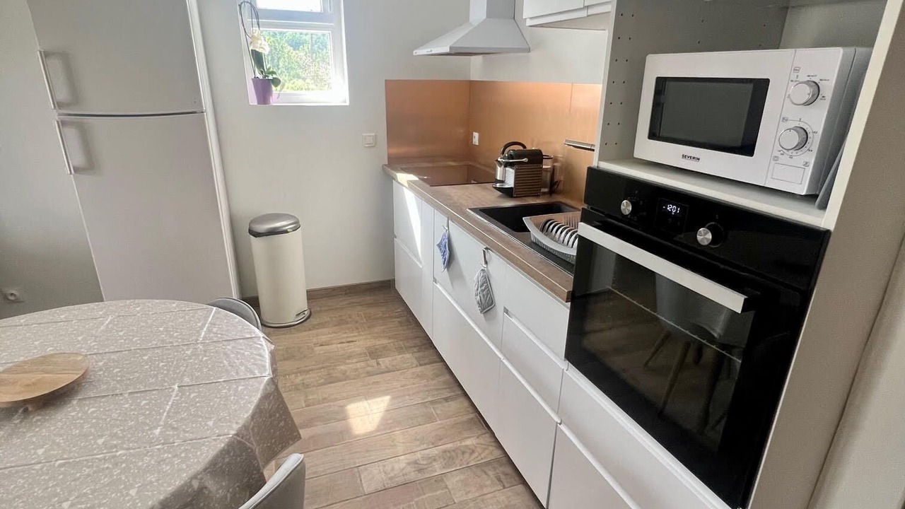 Photo of Others in Baix