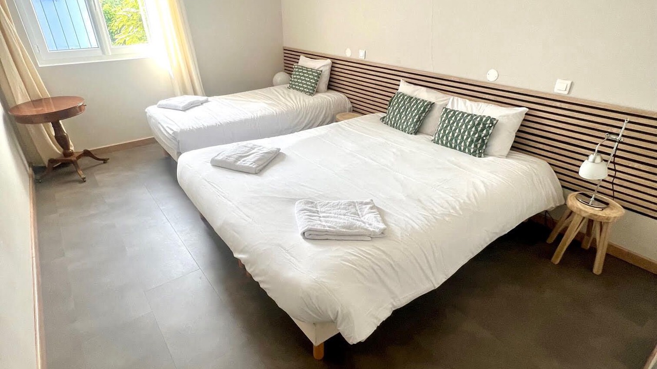 Photo of Others in Baix